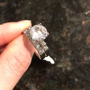 Size 11 engagement set